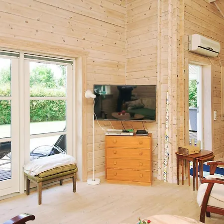 4 Star In Ferienhaus *